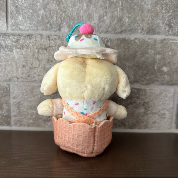 Sanrio Pompompurin Mini Plush - Picture 2 of 4